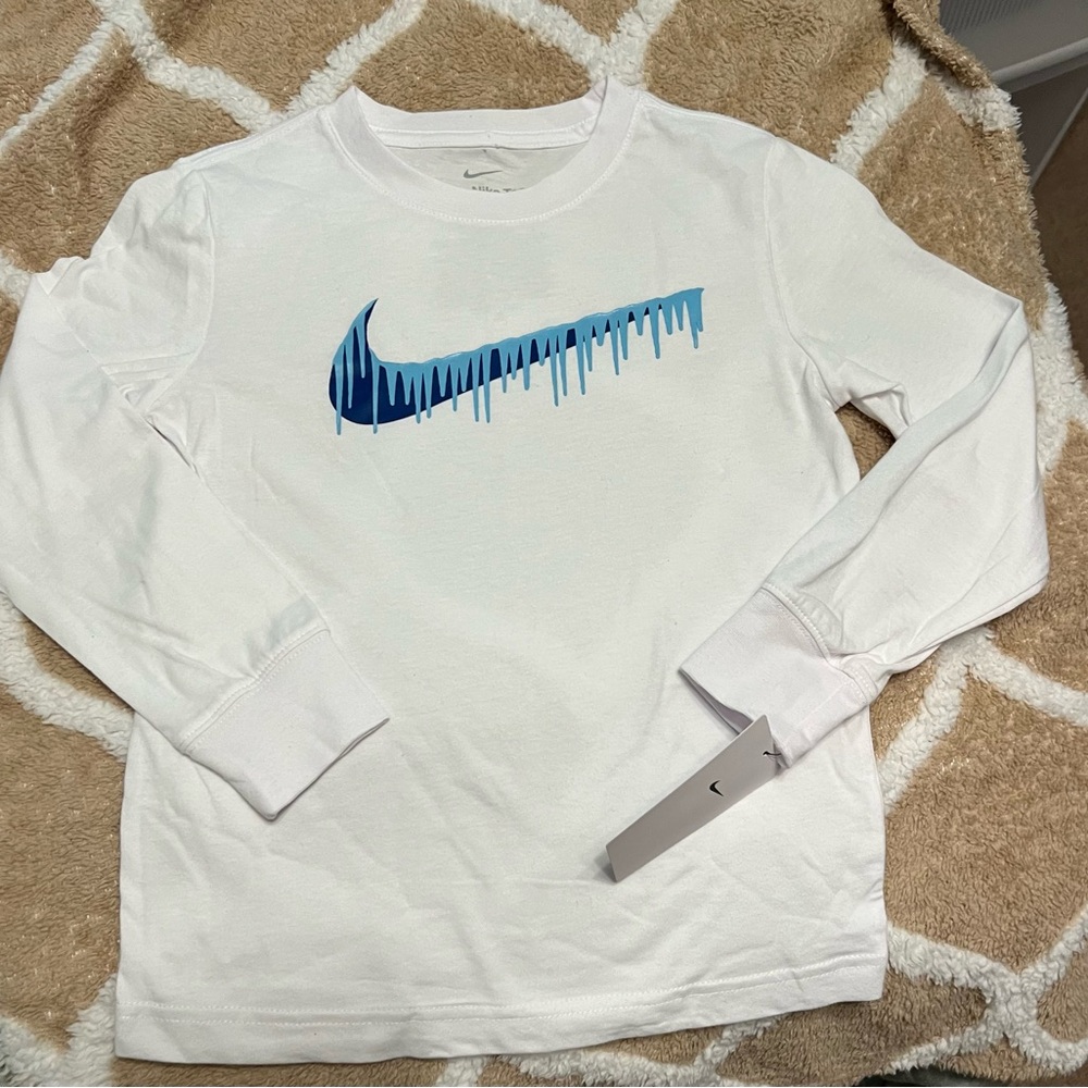 New Nike swoosh icicles cool white long sleeve shirt NWT  boys size 7 6-7yr